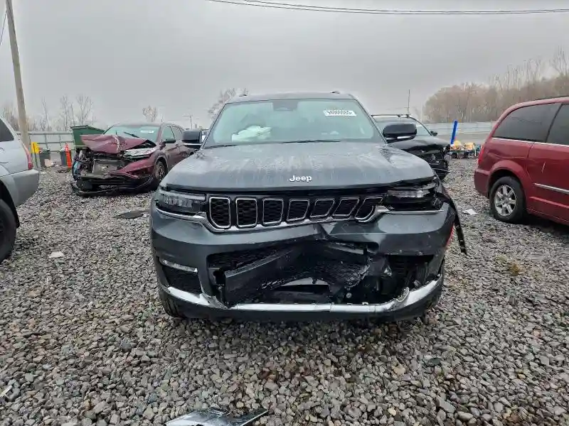 1C4RJKBG8P8703061 2023 JEEP GRAND CHEROKEE-4