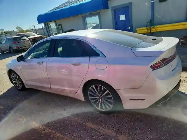 3LN6L5KU9JR615884 2018 LINCOLN MKZ-1