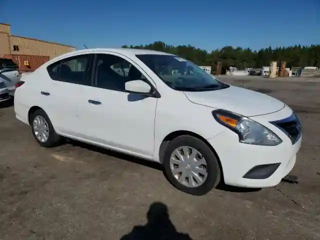3N1CN7AP8JL841803 2018 NISSAN VERSA-3