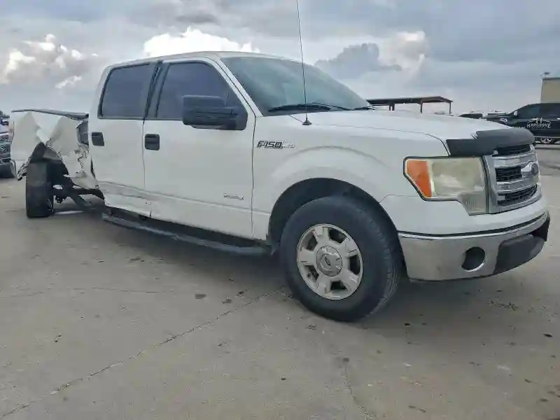 1FTFW1CT8DFE08401 2013 FORD F-150-3