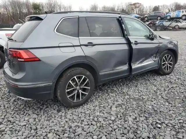 3VV2B7AX8MM090638 2021 VOLKSWAGEN TIGUAN-2