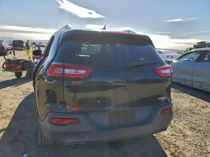 1C4PJLCB8FW683310 2015 JEEP GRAND CHEROKEE-5