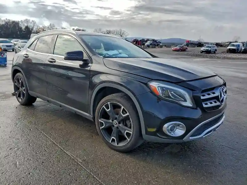 WDCTG4EB2KU007158 2019 MERCEDES-BENZ GLA-CLASS-3