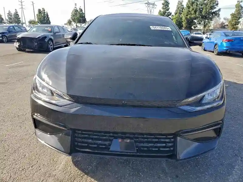 KNDC44LA8R5194631 2024 KIA EV6 GT LIN-4