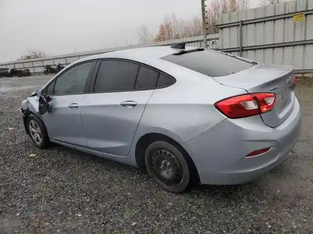 1G1BC5SM8H7269498 2017 CHEVROLET CRUZE-1