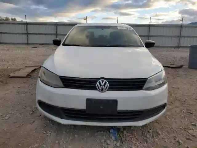 3VW2K7AJ0EM429658 2014 VOLKSWAGEN JETTA-4