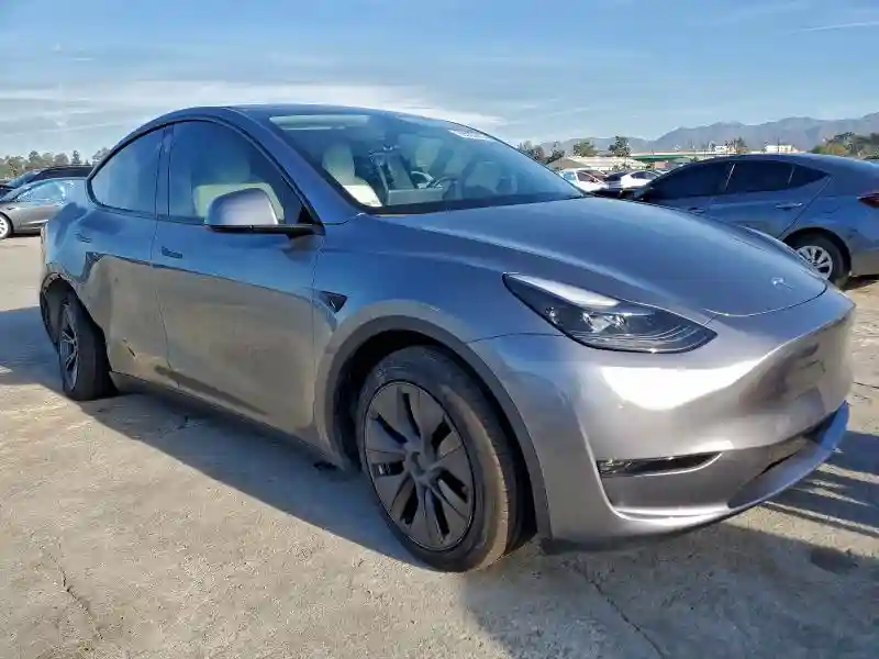 7SAYGDEE2SF279176 2025 TESLA MODEL Y-3
