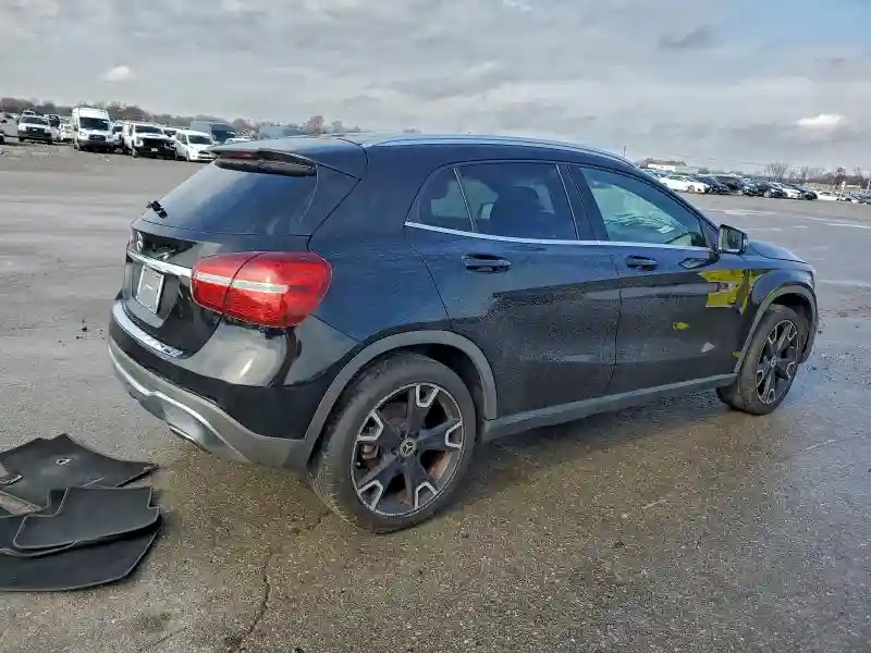 WDCTG4EB2KU007158 2019 MERCEDES-BENZ GLA-CLASS-2