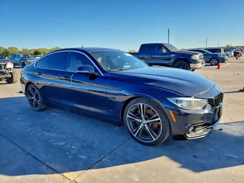 WBA4J1C56JBG78673 2018 BMW 4 SERIES-3