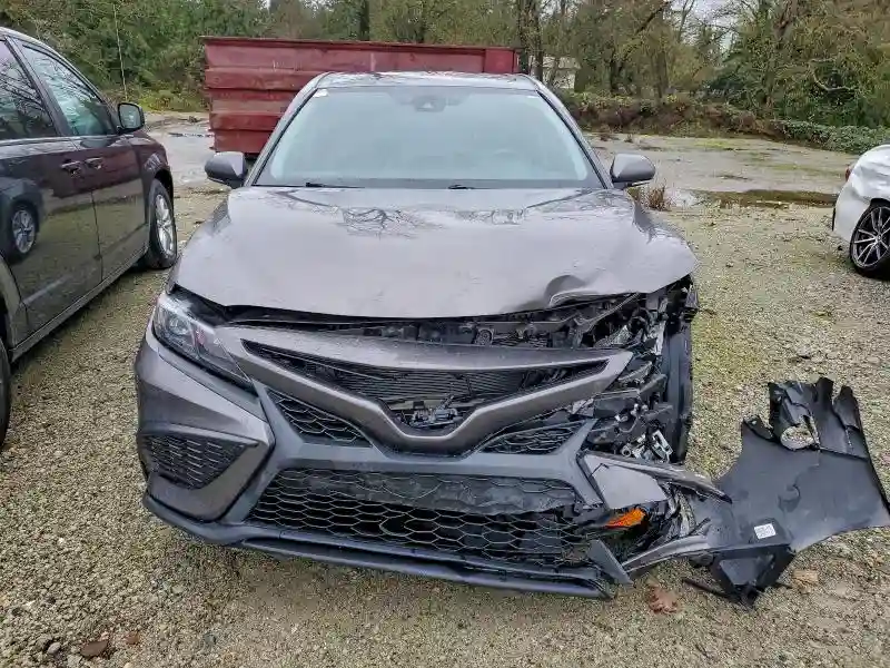 4T1G11AK1NU059829 2022 TOYOTA CAMRY-4