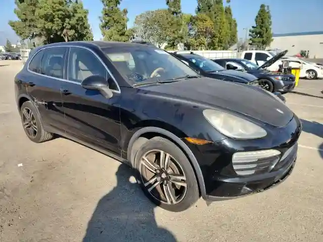 WP1AA2A2XBLA07485 2011 PORSCHE CAYENNE-3