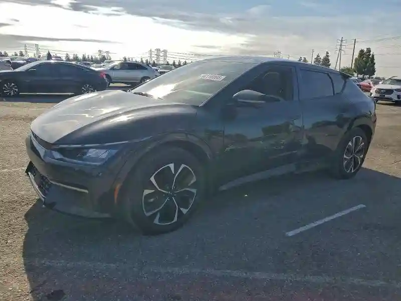 KNDC44LA8R5194631 2024 KIA EV6 GT LIN-0
