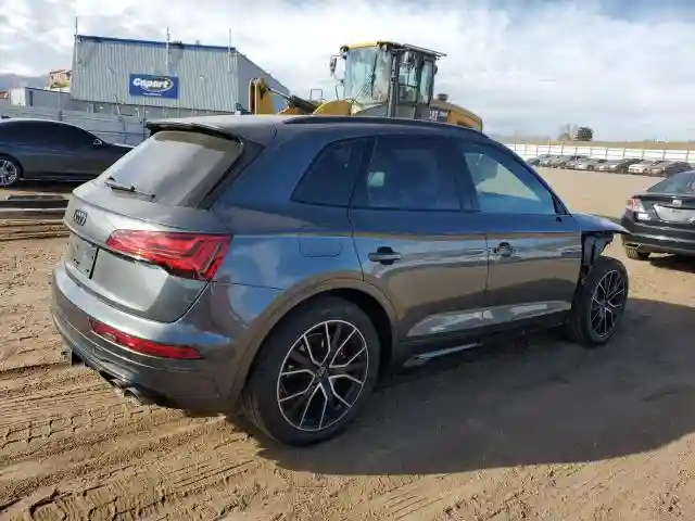 WA1B4AFY9S2053569 2025 AUDI SQ5-2