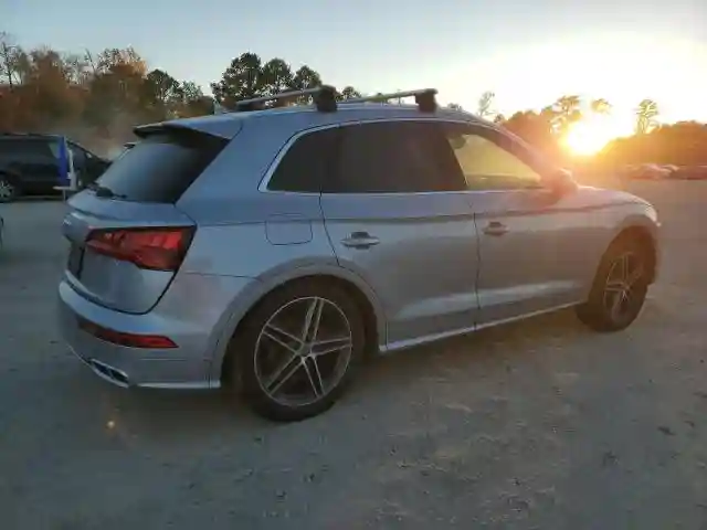 WA1B4AFY6K2001008 2019 AUDI SQ5-2