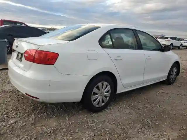 3VW2K7AJ0EM429658 2014 VOLKSWAGEN JETTA-2