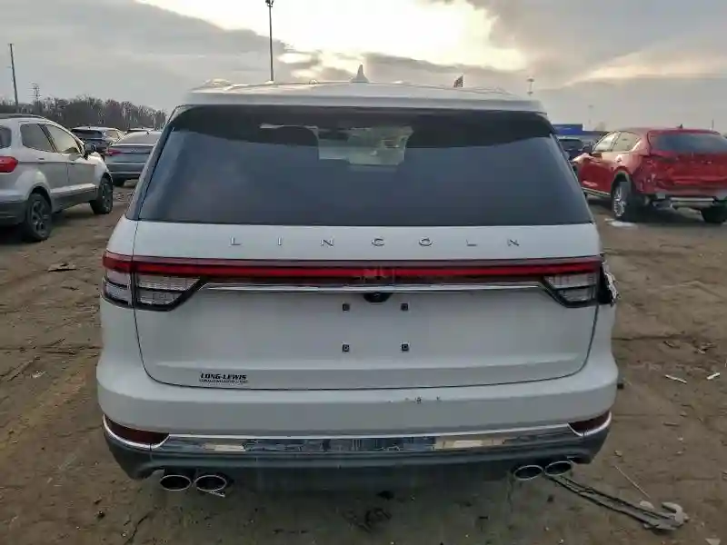 5LM5J7WC1PGL02064 2023 LINCOLN AVIATOR-5