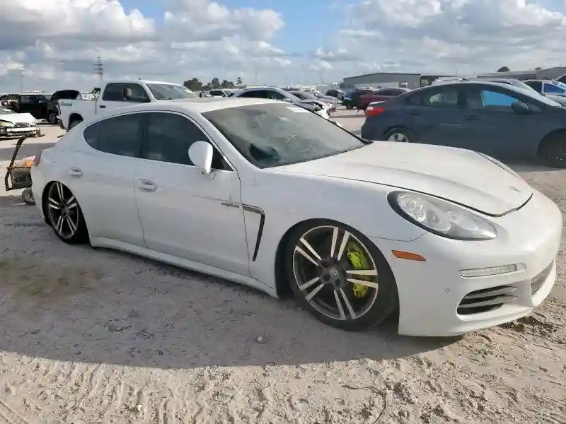 WP0AD2A70EL044747 2014 PORSCHE PANAMERA-3