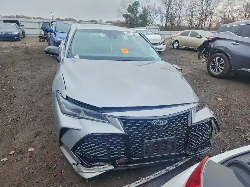 4T1BZ1FB2KU020528 2019 TOYOTA AVALON-4