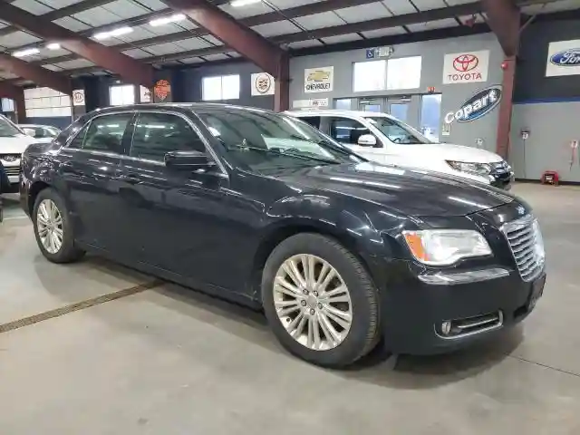 2C3CCARG6DH568589 2013 CHRYSLER 300-3