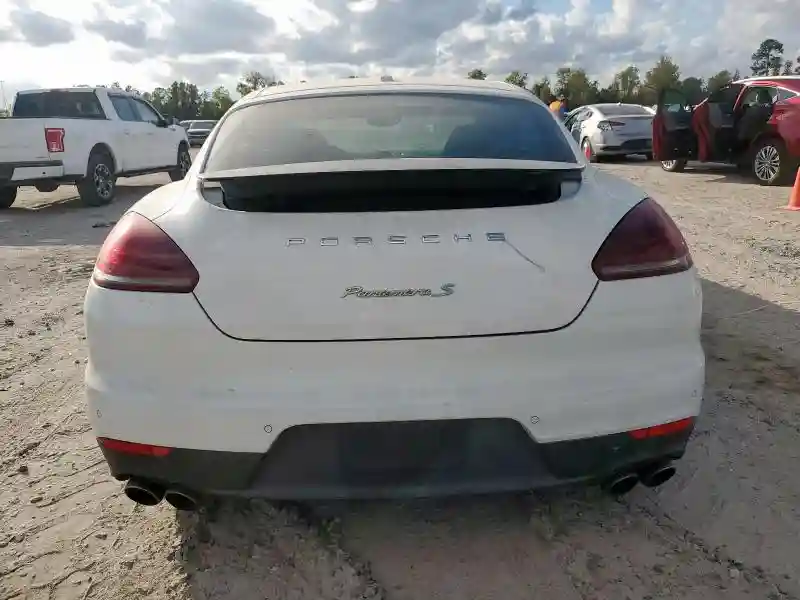 WP0AD2A70EL044747 2014 PORSCHE PANAMERA-5