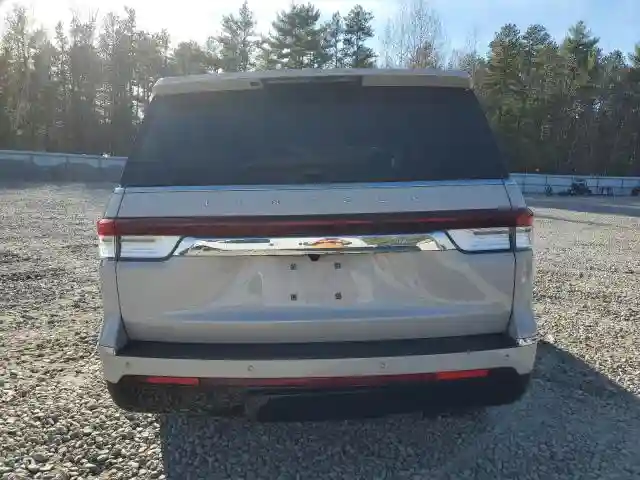5LMJJ2LG4REL17777 2024 LINCOLN NAVIGATOR-5
