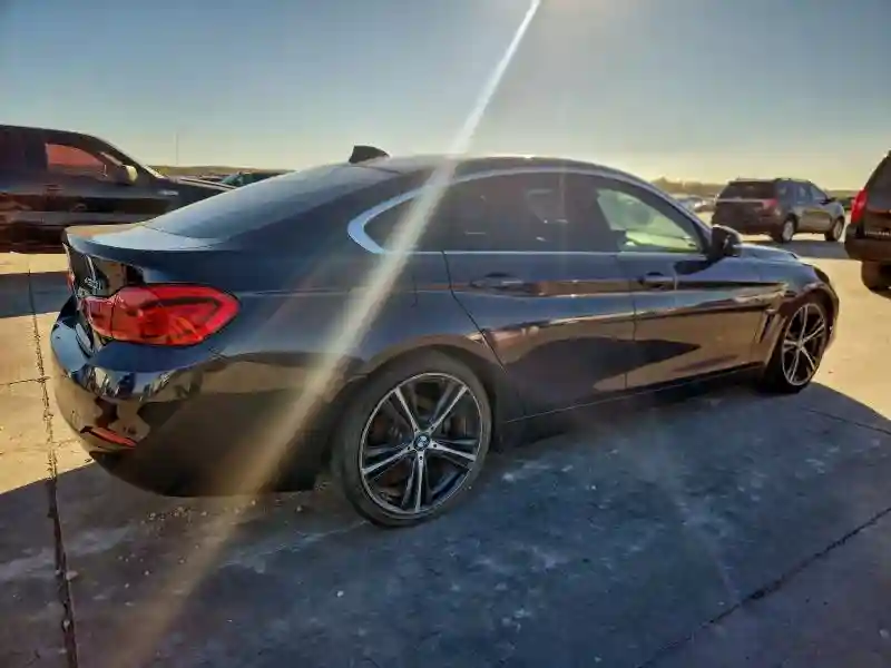 WBA4J1C56JBG78673 2018 BMW 4 SERIES-2