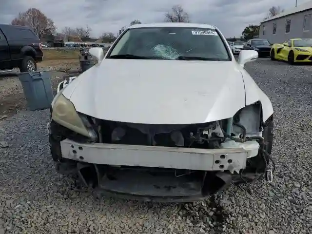 JTHCF5C25B5046336 2011 LEXUS IS-4