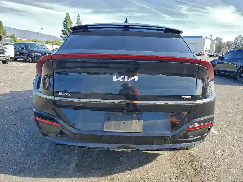 KNDC44LA8R5194631 2024 KIA EV6 GT LIN-5
