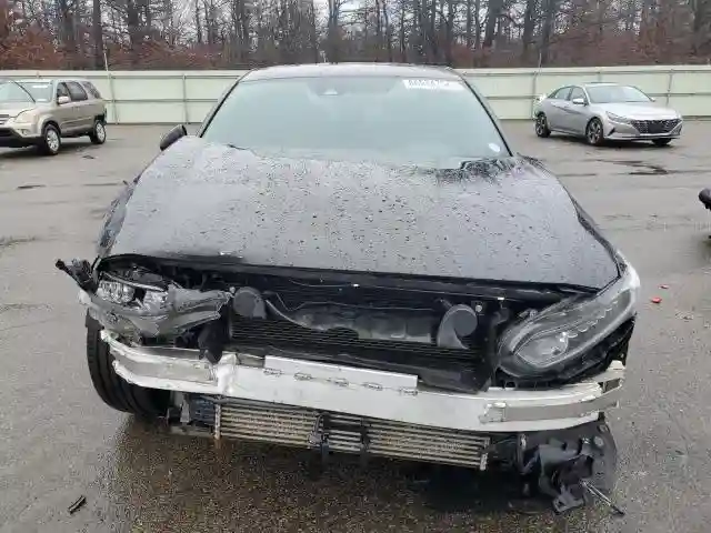 1HGCV1F36JA205213 2018 HONDA ACCORD-4