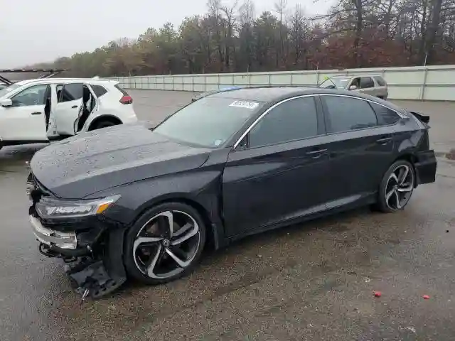 1HGCV1F36JA205213 2018 HONDA ACCORD-0