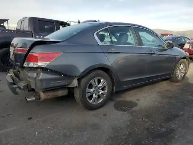 1HGCP2F6XBA062441 2011 HONDA ACCORD-4