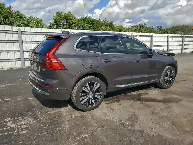 YV4L12RE2P1266920 2023 VOLVO XC60 PLUS-2