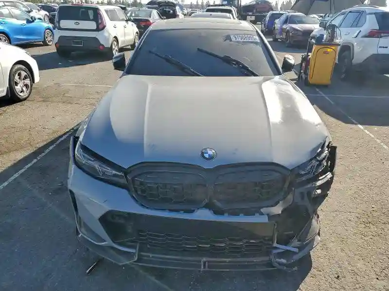 3MW59FT04S8F28544 2025 BMW M3-4