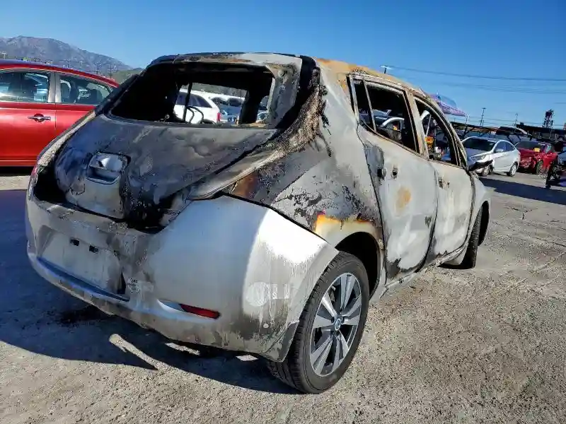 1N4AZ0CP2DC417939 2013 NISSAN LEAF-2