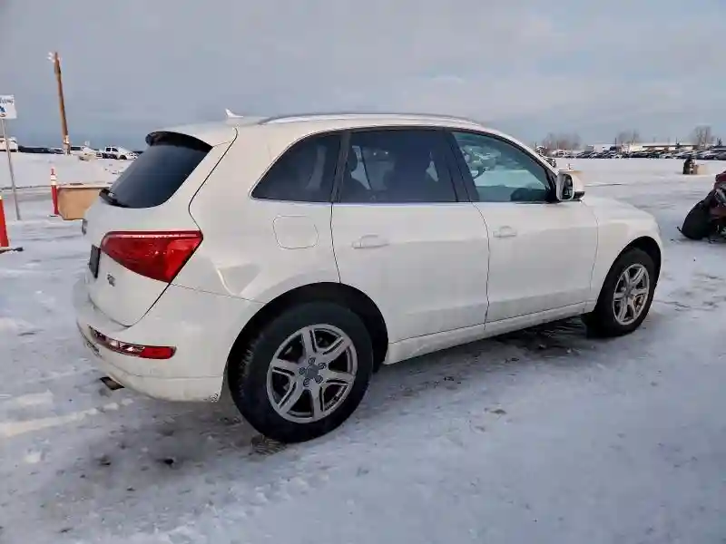 WA1LFCFP7BA109449 2011 AUDI Q5-2