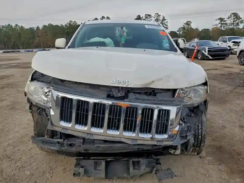 1J4RS4GG1BC539136 2011 JEEP GRAND CHEROKEE-4