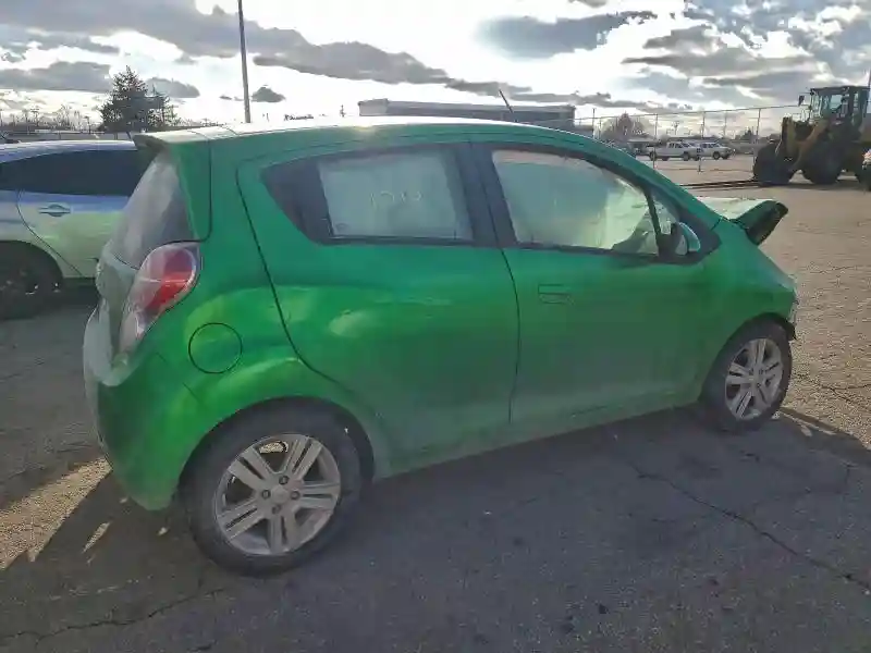 KL8CD6S97FC764184 2015 CHEVROLET SPARK-2