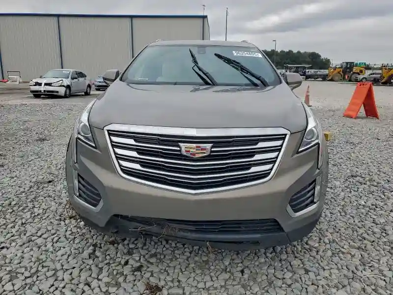 1GYKNARS2HZ240947 2017 CADILLAC XT5-4