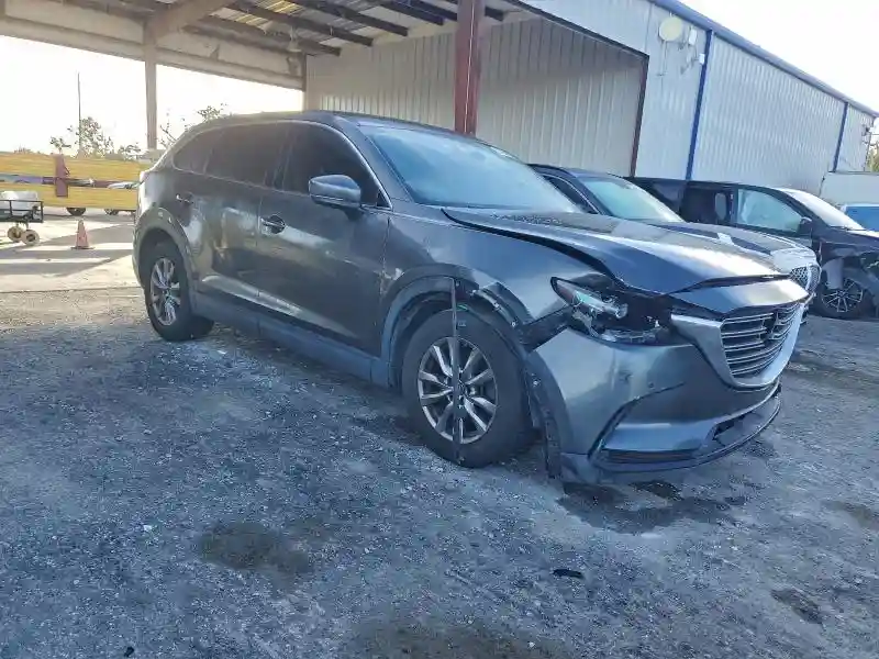 JM3TCBCY1J0236358 2018 MAZDA CX-9-3