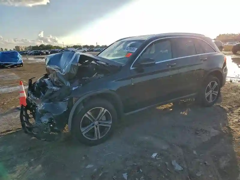 WDC0G4JB9GF102109 2016 MERCEDES-BENZ GLC-CLASS-0