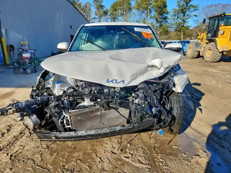 KNDJ33AU6N7159103 2022 KIA SOUL-4