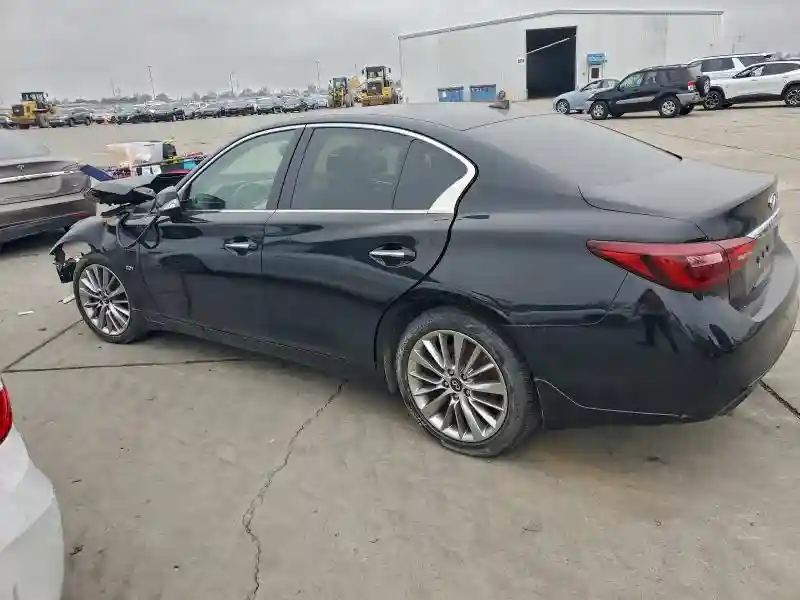 JN1CV7AP0JM241170 2018 INFINITI Q50-1