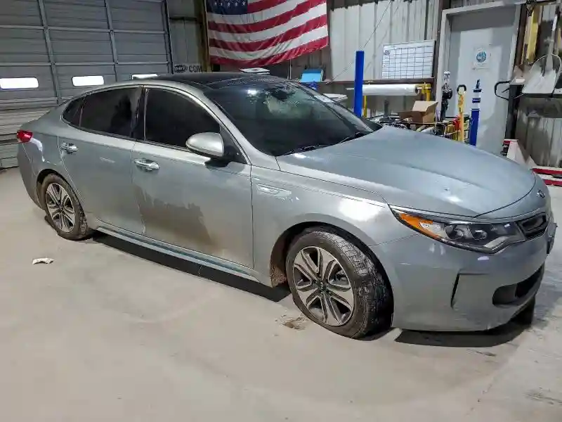 KNAGV4LD8H5008963 2017 KIA OPTIMA-3