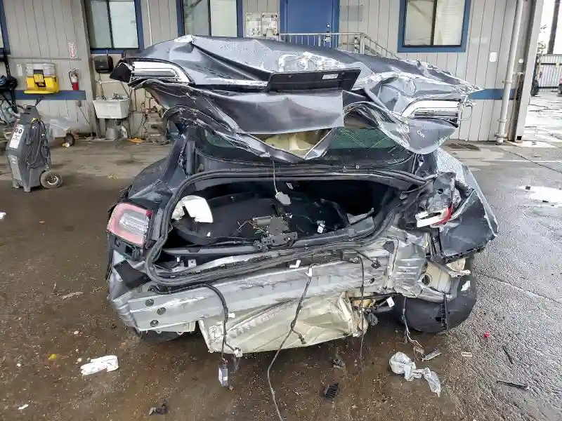 5YJ3E1EB4NF274826 2022 TESLA MODEL 3-5