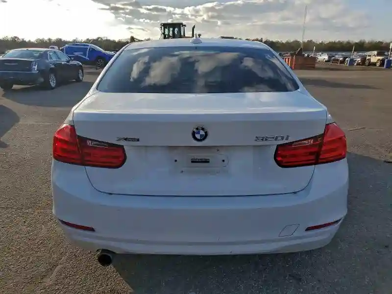 WBA3C3G54FNS73104 2015 BMW 3 SERIES-5
