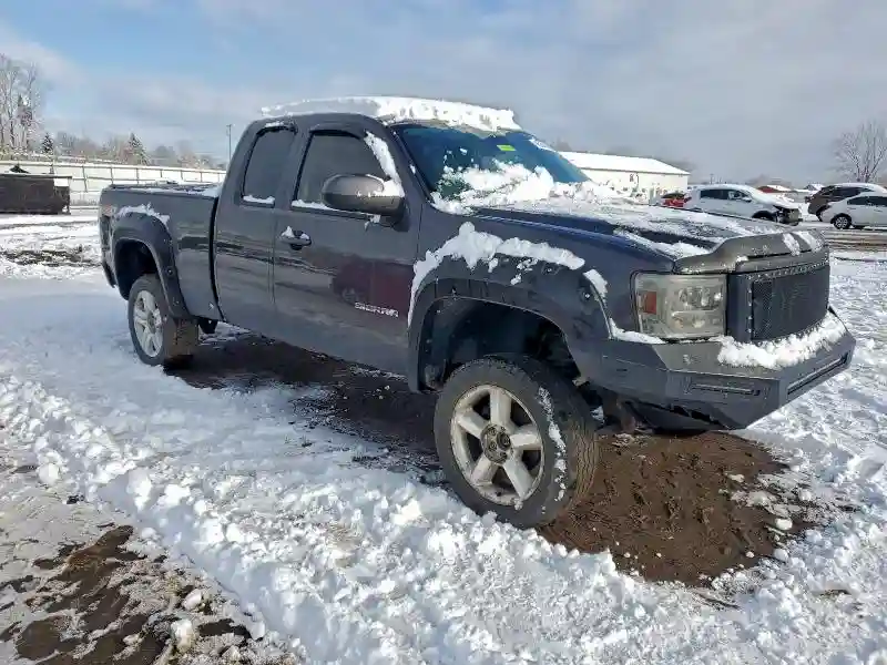 1GTR2WE3XBZ332792 2011 GMC SIERRA-3