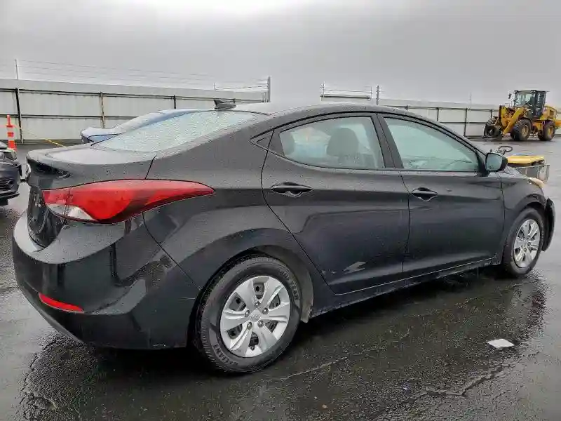 5NPDH4AE3GH711121 2016 HYUNDAI ELANTRA-2