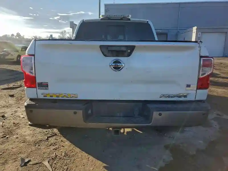 1N6AA1E57KN504186 2019 NISSAN TITAN-5