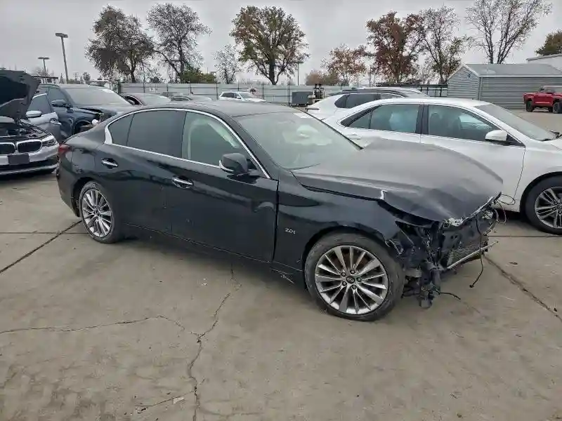 JN1CV7AP0JM241170 2018 INFINITI Q50-3