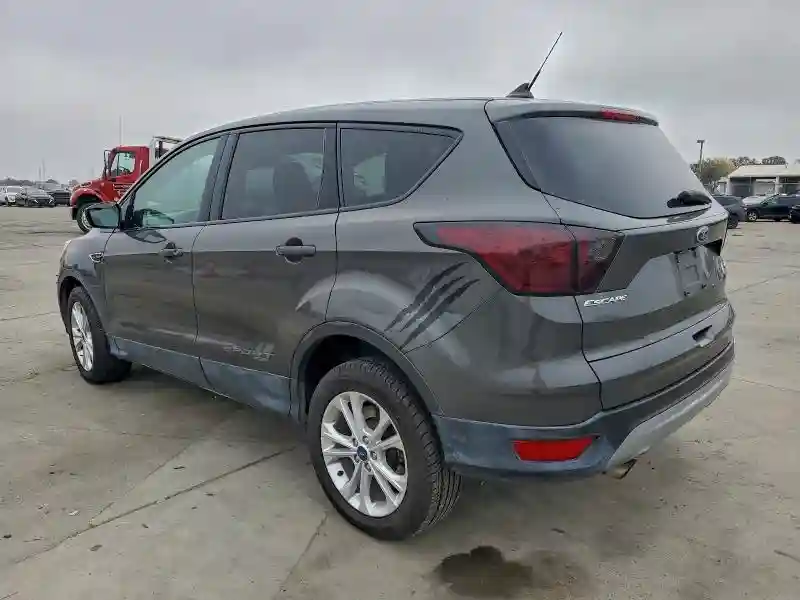 1FMCU0GD3KUA27033 2019 FORD ESCAPE-1
